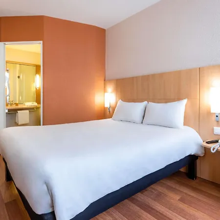 Ibis Toulouse Aeroport 3* Μπλανιάκ