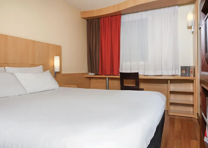 Ibis Toulouse Aeroport בלנאק