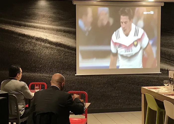 Ibis Toulouse Aeroport מלון 3*