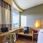 Ibis Toulouse Aeroport בלנאק