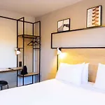 Ibis Toulouse Aeroport מלון בלנאק