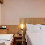 Ibis Toulouse Aeroport מלון בלנאק