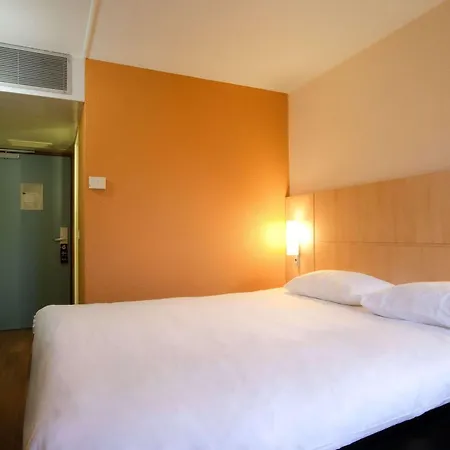 Hotel Ibis Toulouse Aeroport 3*
