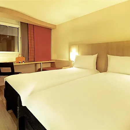 Hotel Ibis Toulouse Aeroport 3*