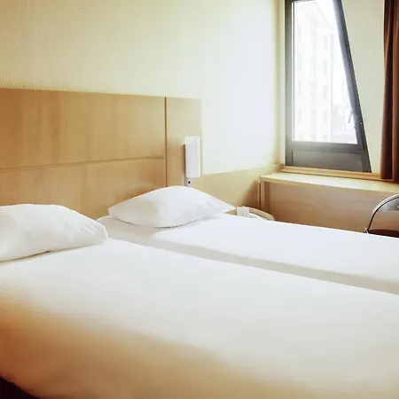 Hotel Ibis Toulouse Aeroport 3*